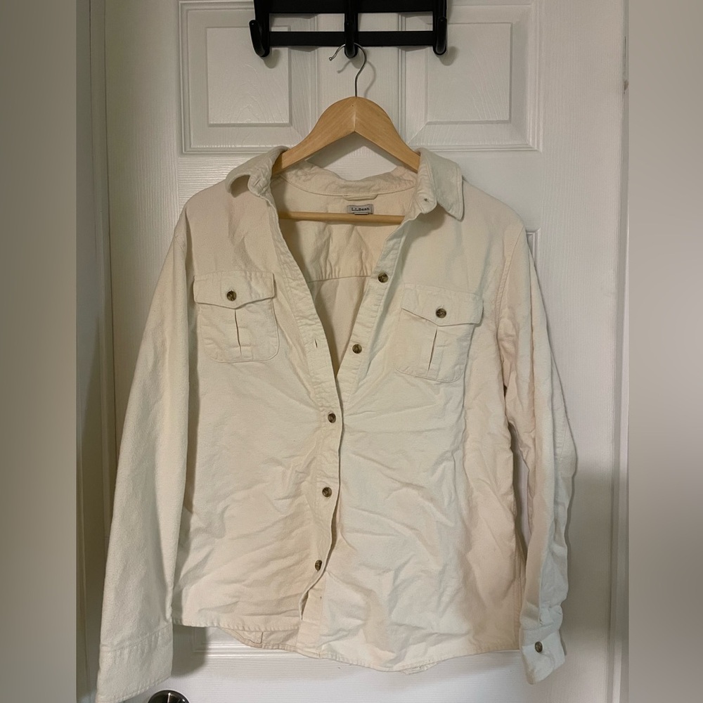 Cream Button-Up Women's LL Bean cotton shirt